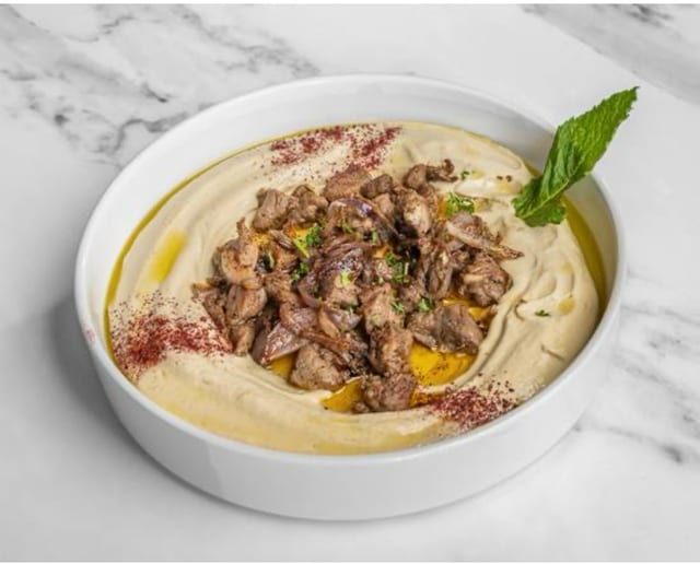 Hummus with Lamb.